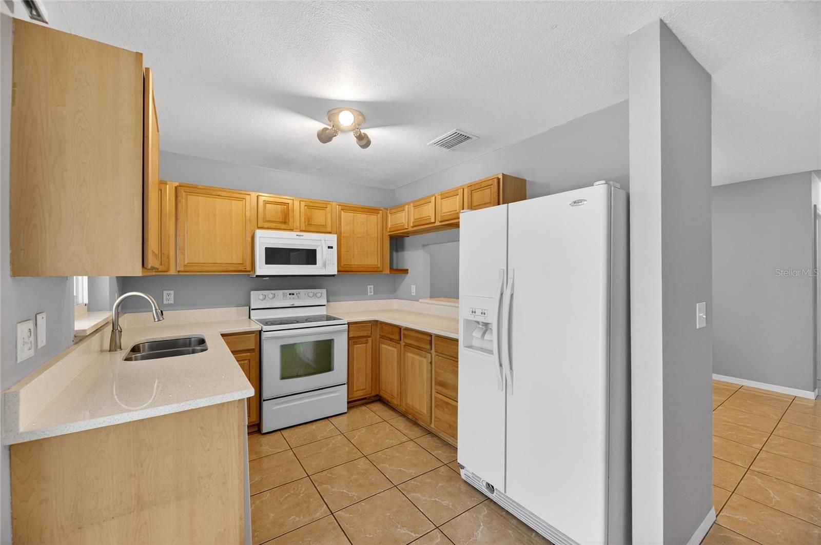 2258 Fluorshire Dr Property Photo 18