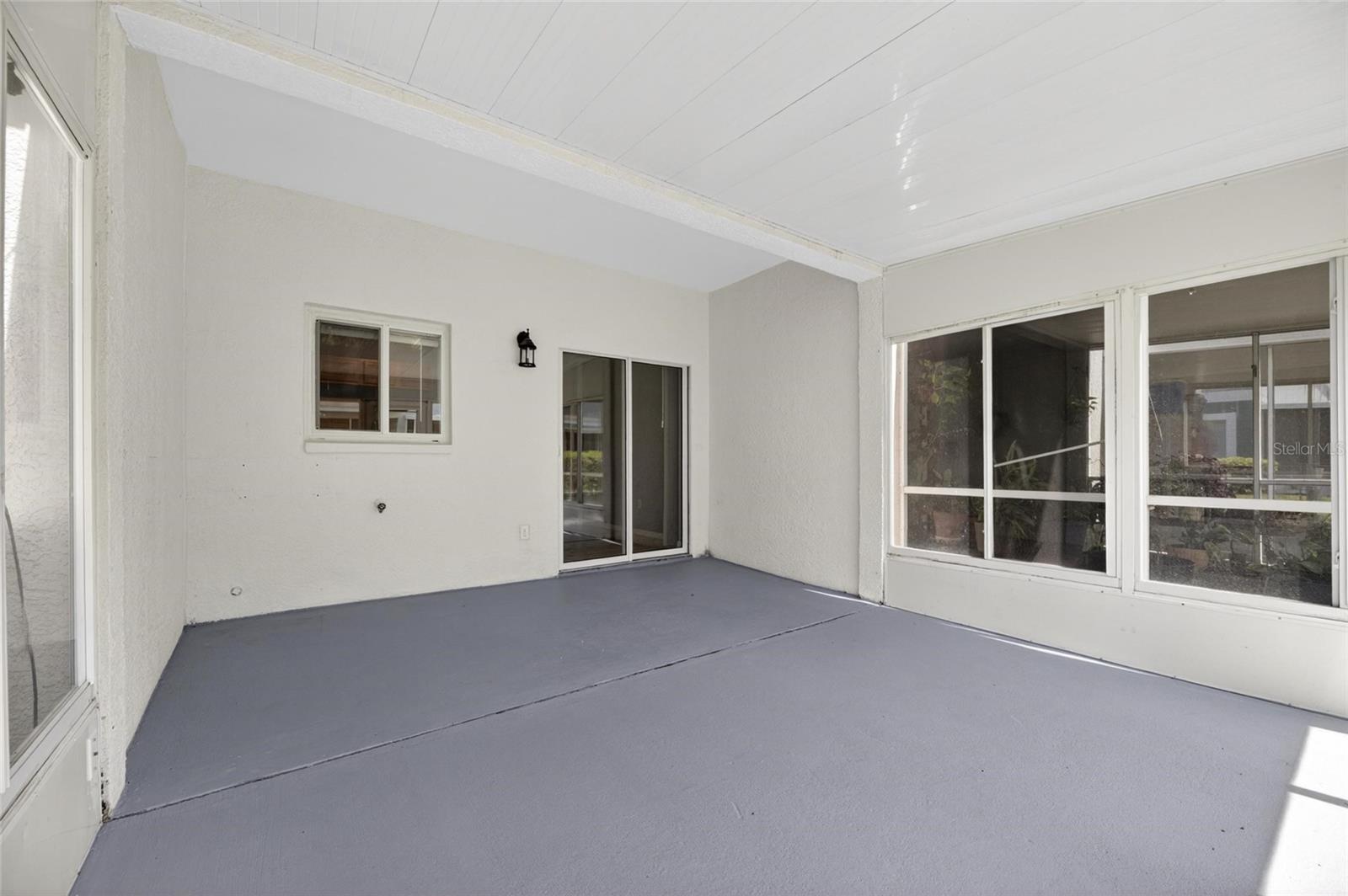 2258 Fluorshire Dr Property Photo 38