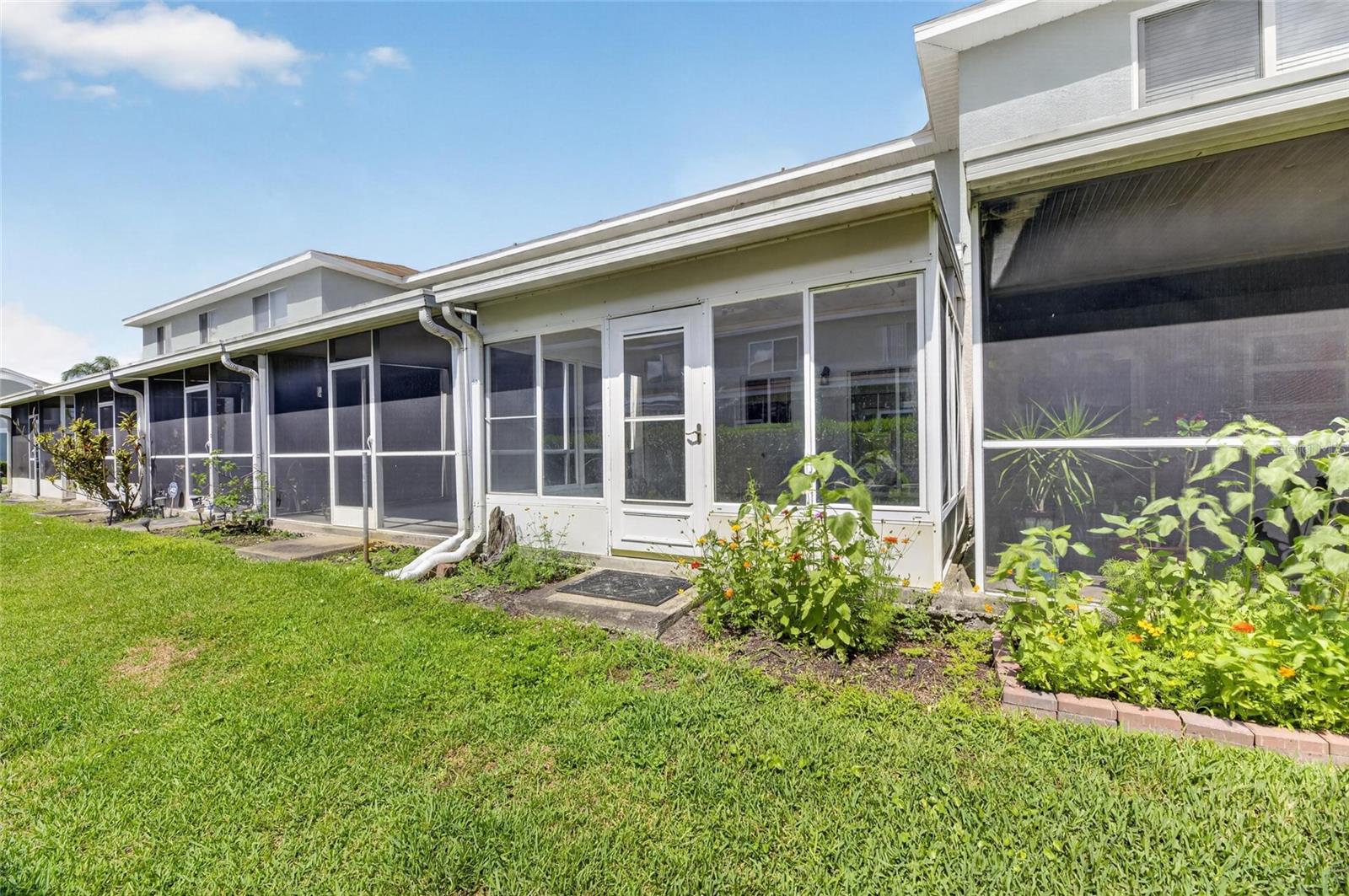 2258 Fluorshire Dr Property Photo 40