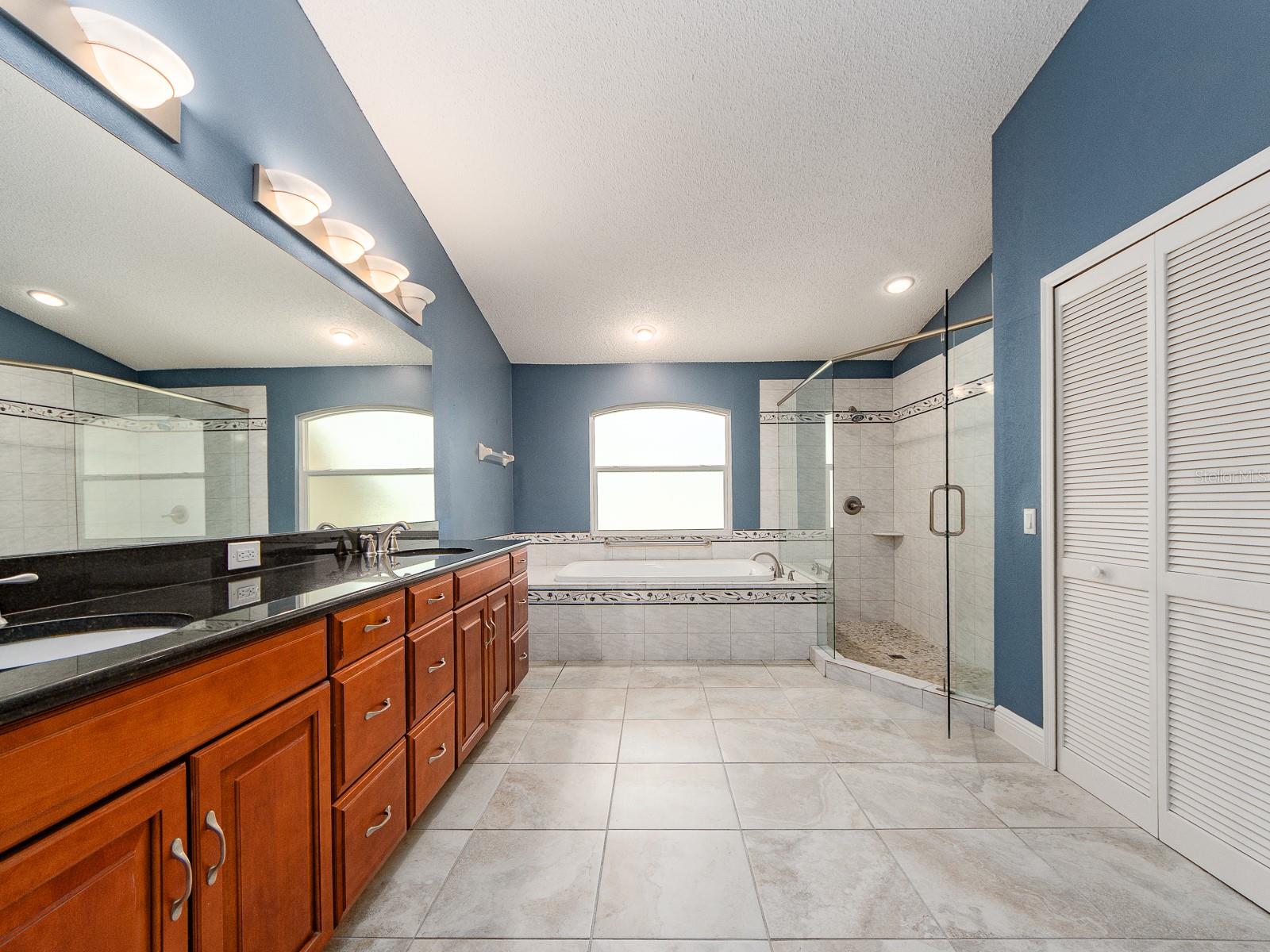 3256 Bentley Dr Property Photo 22