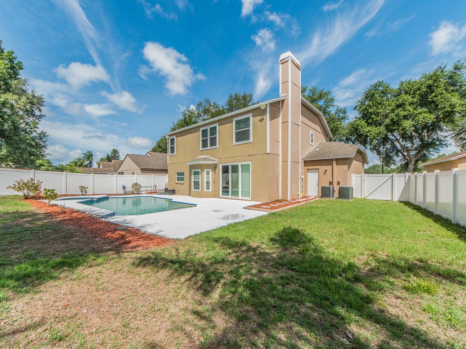3256 Bentley Dr Property Photo 35