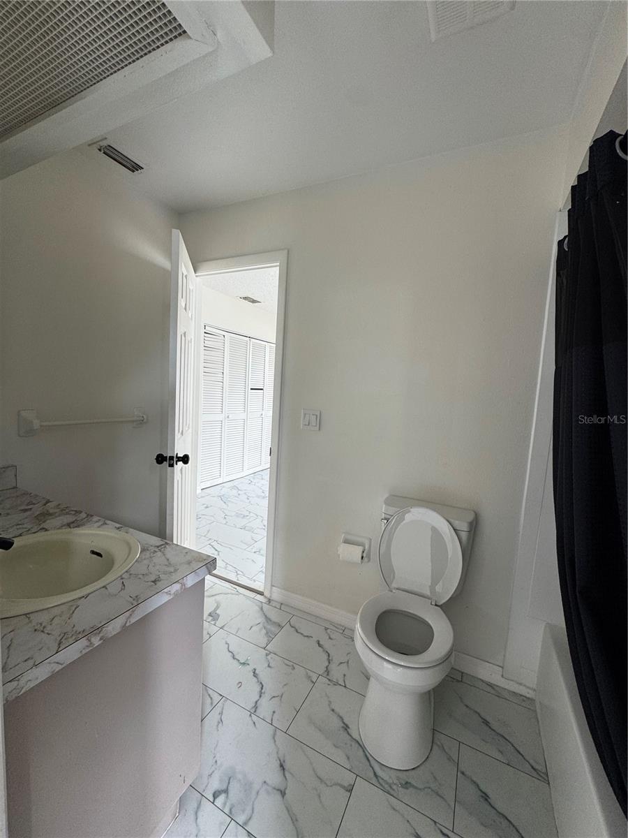 10315 Walton St Property Photo 3