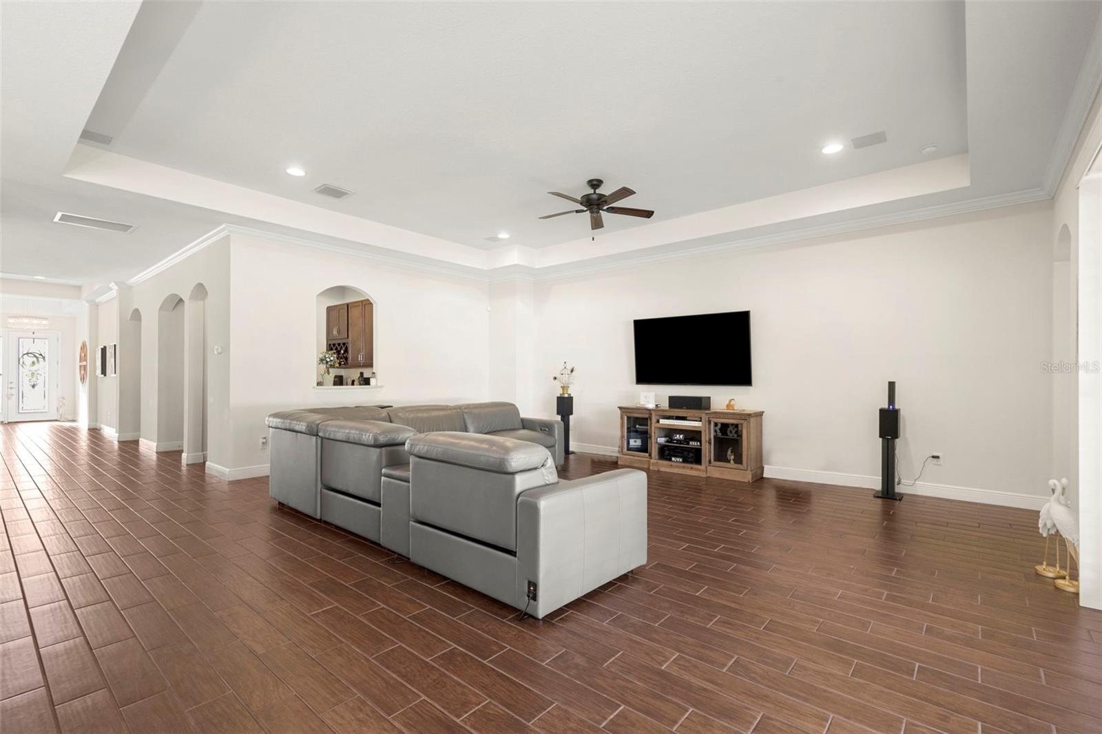 5134 Lakecastle Dr Property Photo 15