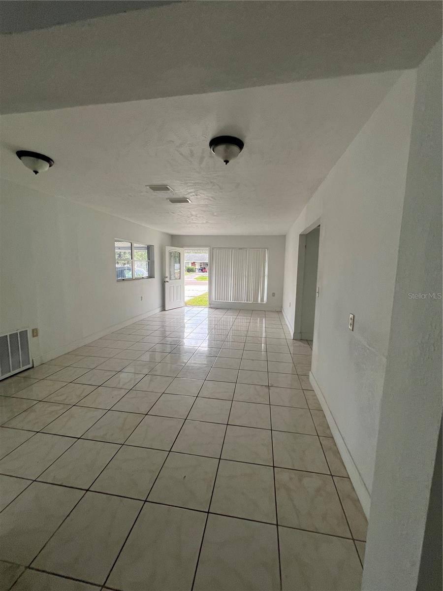14405 Daring Ave Property Photo 2