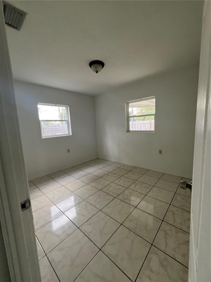 14405 Daring Ave Property Photo 8