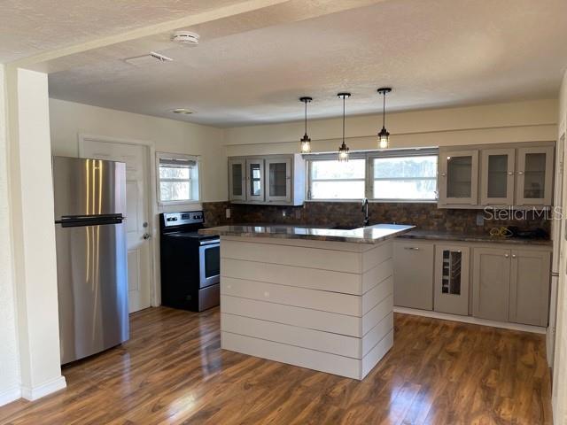 1731 W Saint Louis St Property Photo 3