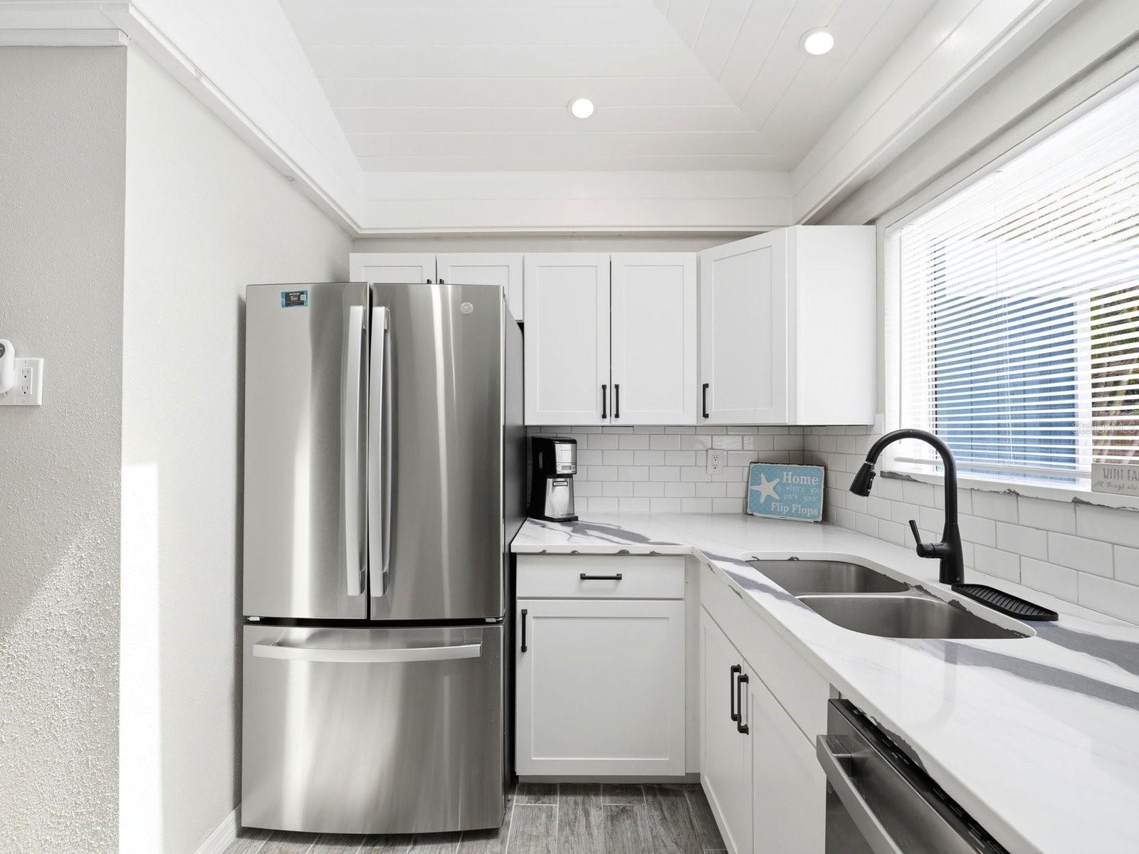 1207 1st St Property Photo 14