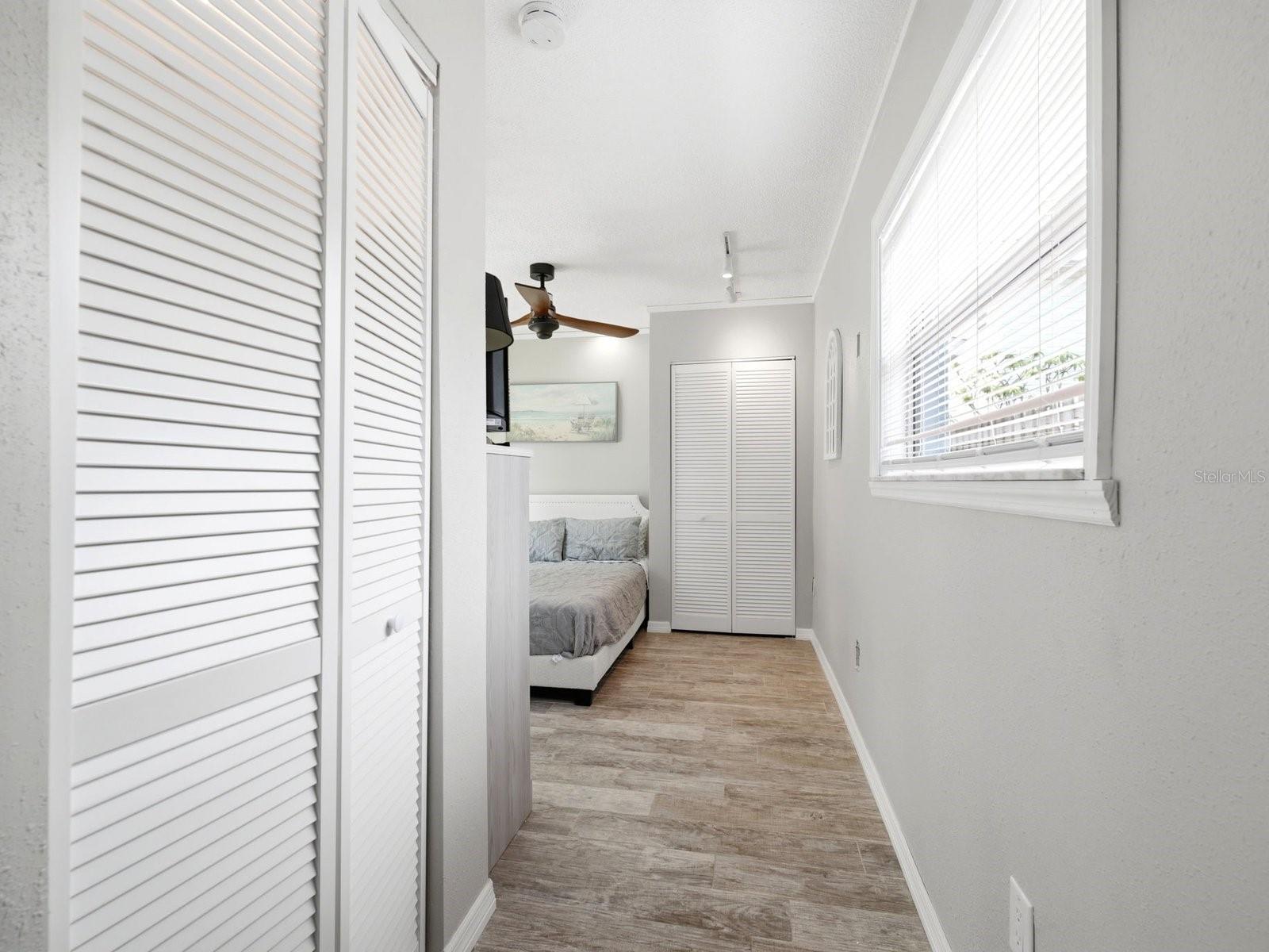 1207 1st St Property Photo 17