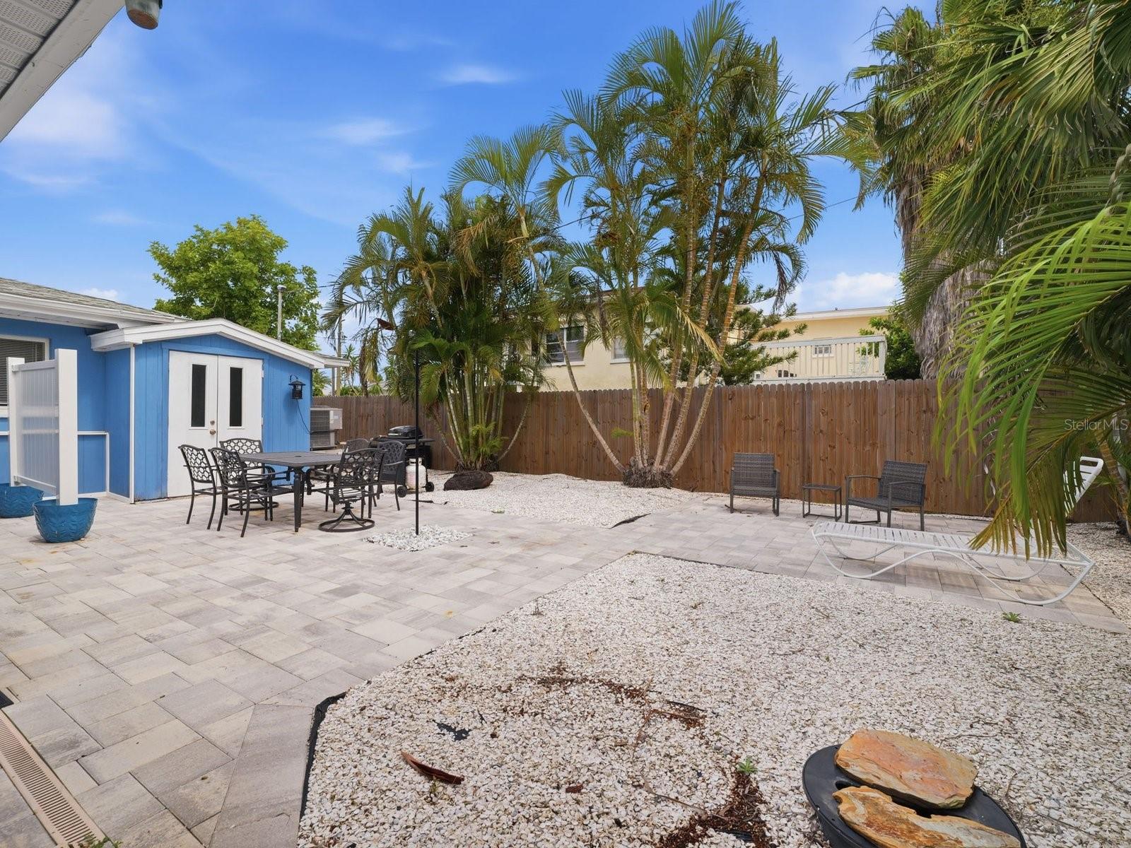 1207 1st St Property Photo 30