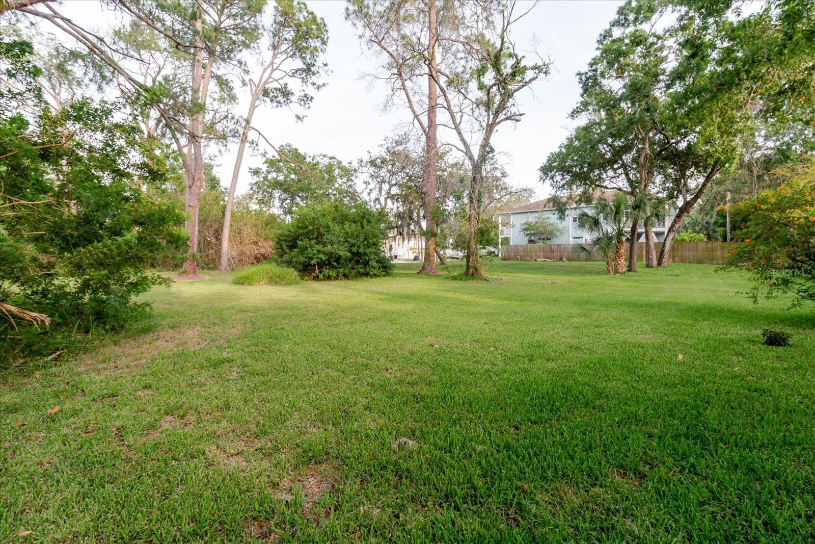 Highland Ave Property Photo 15