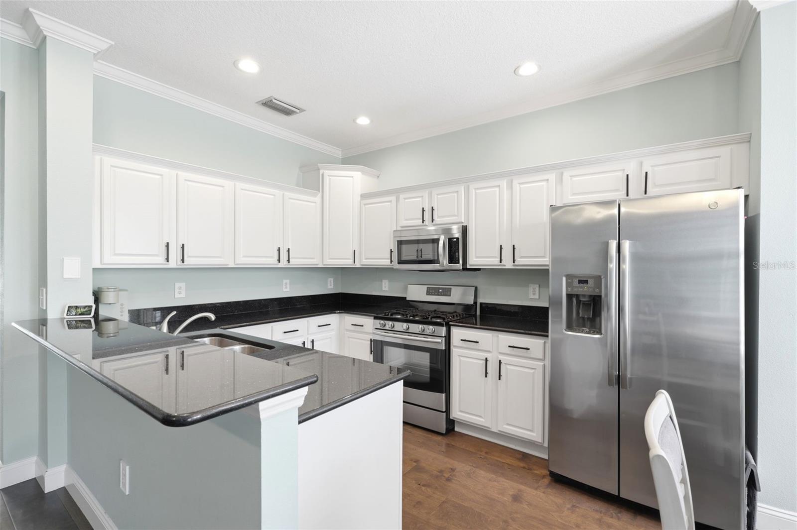10016 Bentley Way Property Photo 11