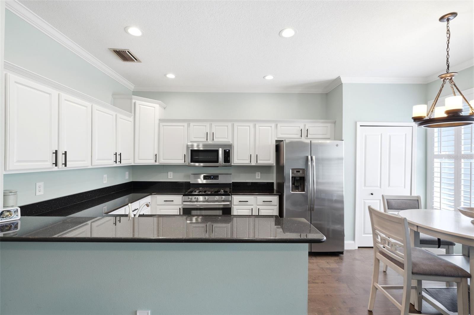 10016 Bentley Way Property Photo 14