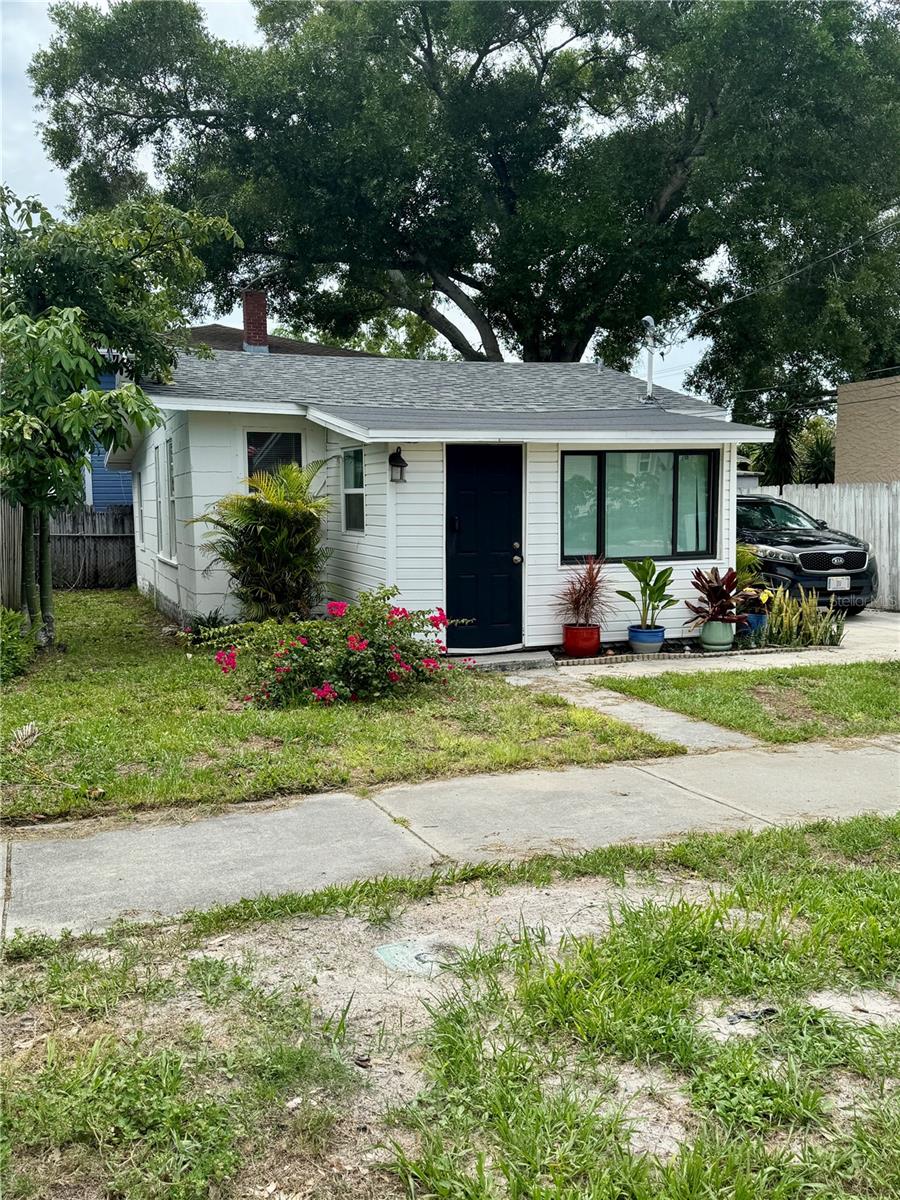 602 S Prospect Ave Property Photo 1
