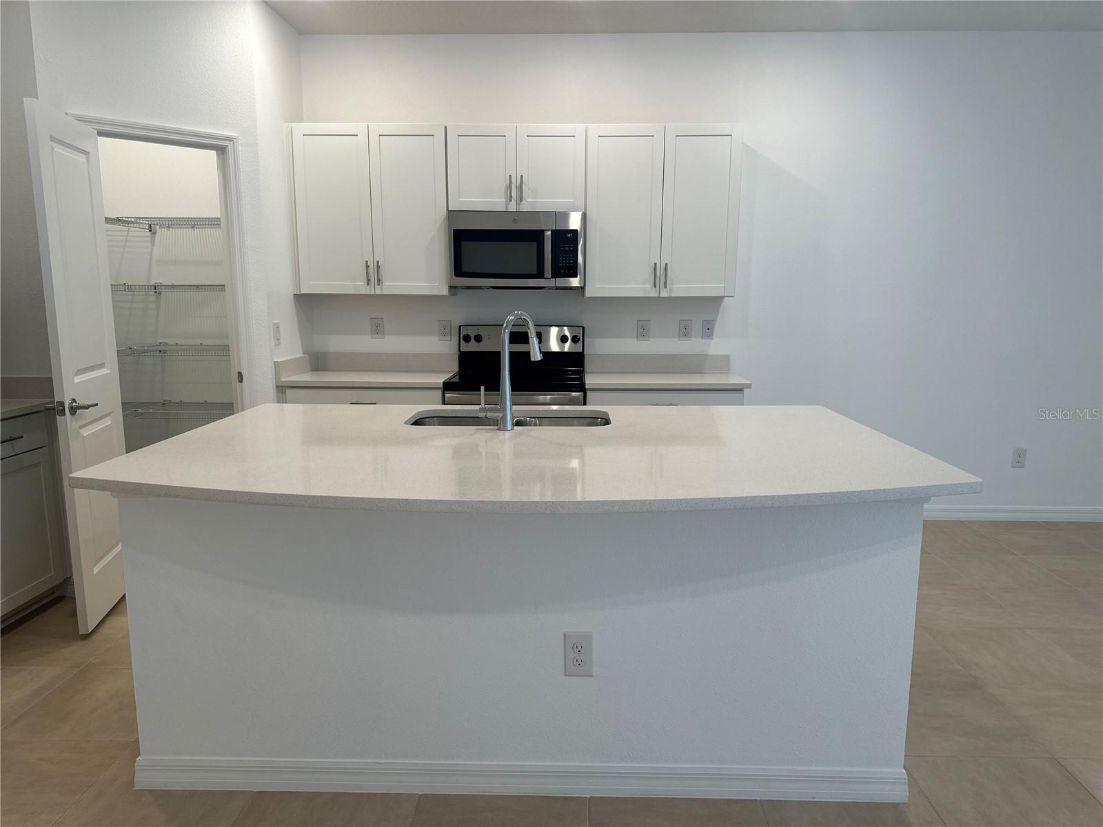 2358 Paravane Way Property Photo 13