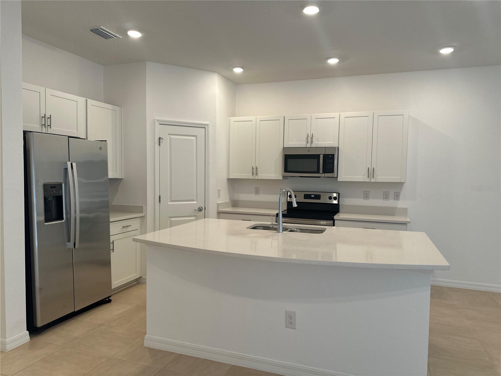 2358 Paravane Way Property Photo 15