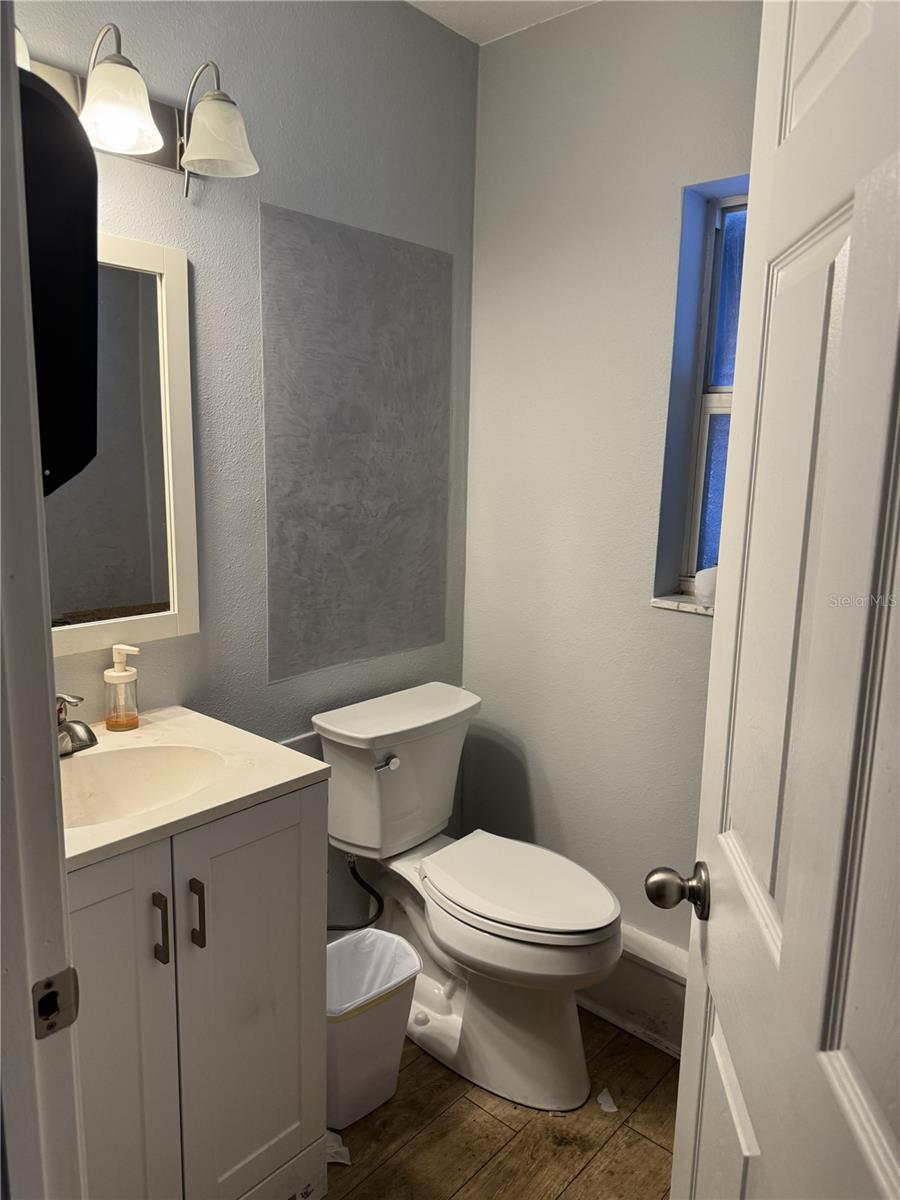 1240 Rogers St Property Photo 8