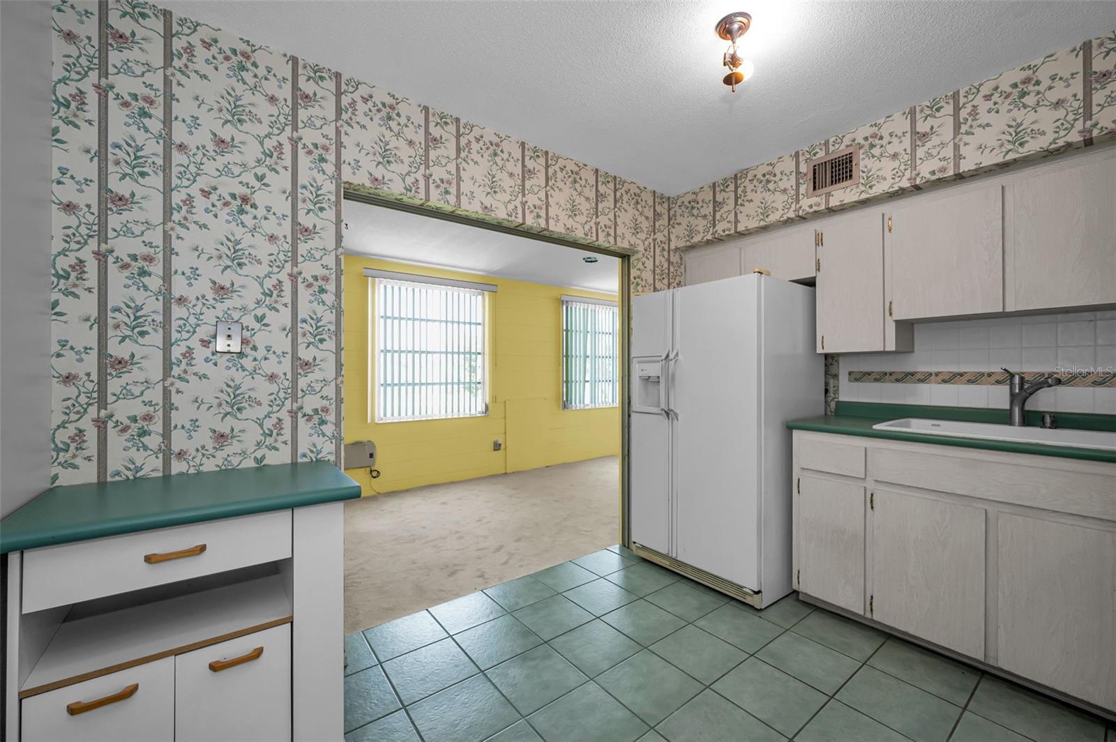 2072 Australia Way W #32 Property Photo 19