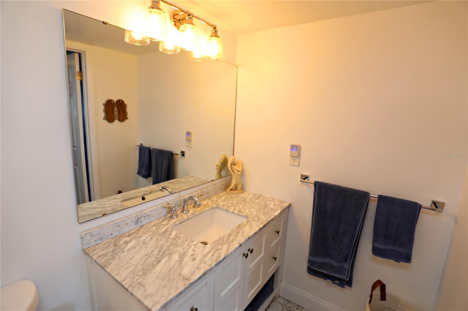 103 1st St E #113 Property Photo 17