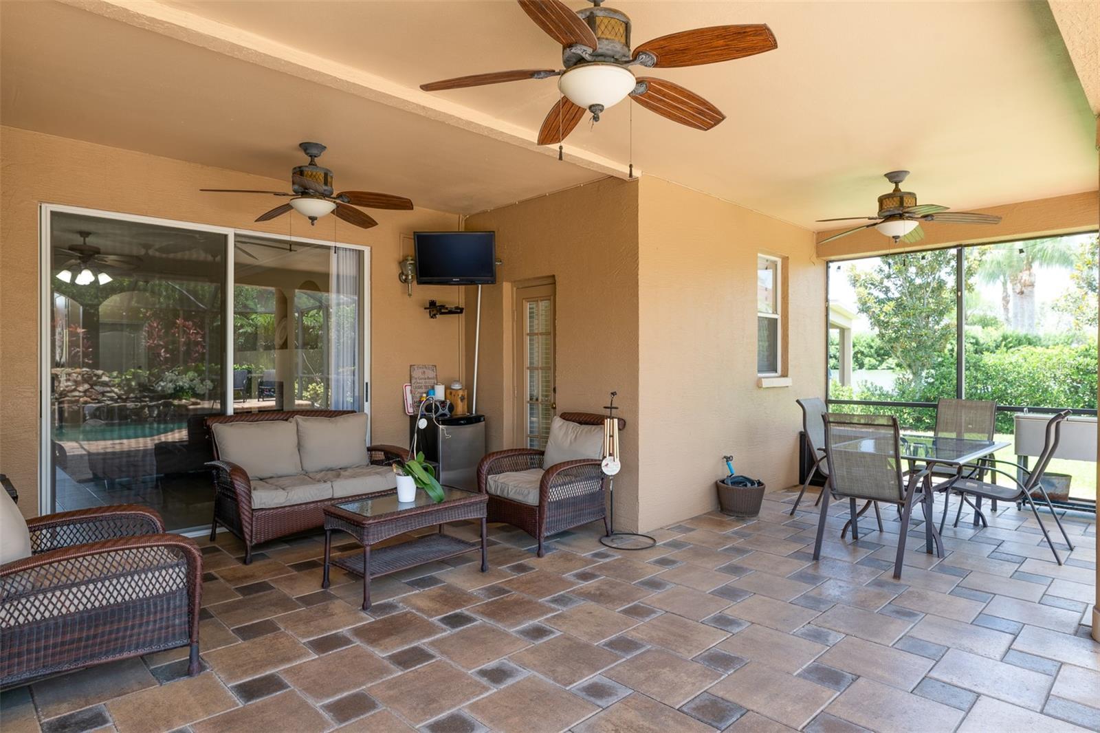 10755 Northridge Ct Property Photo 33