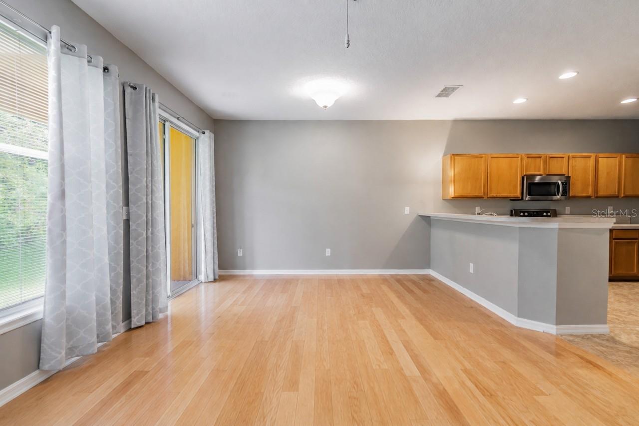 8116 Stone Path Way Property Photo 7
