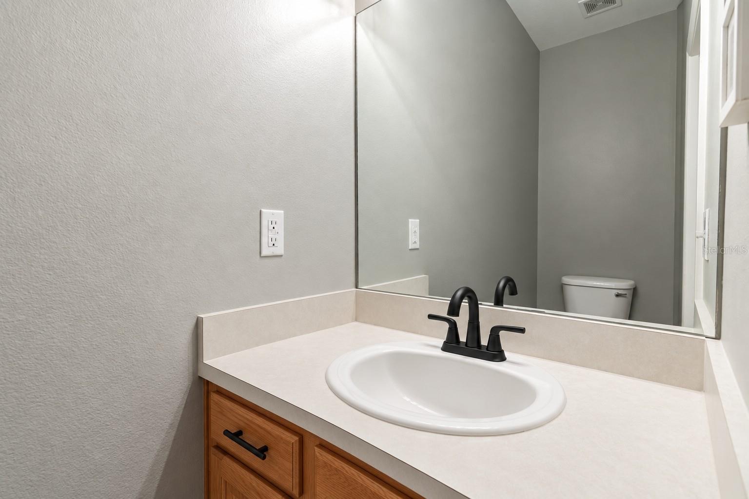 8116 Stone Path Way Property Photo 13