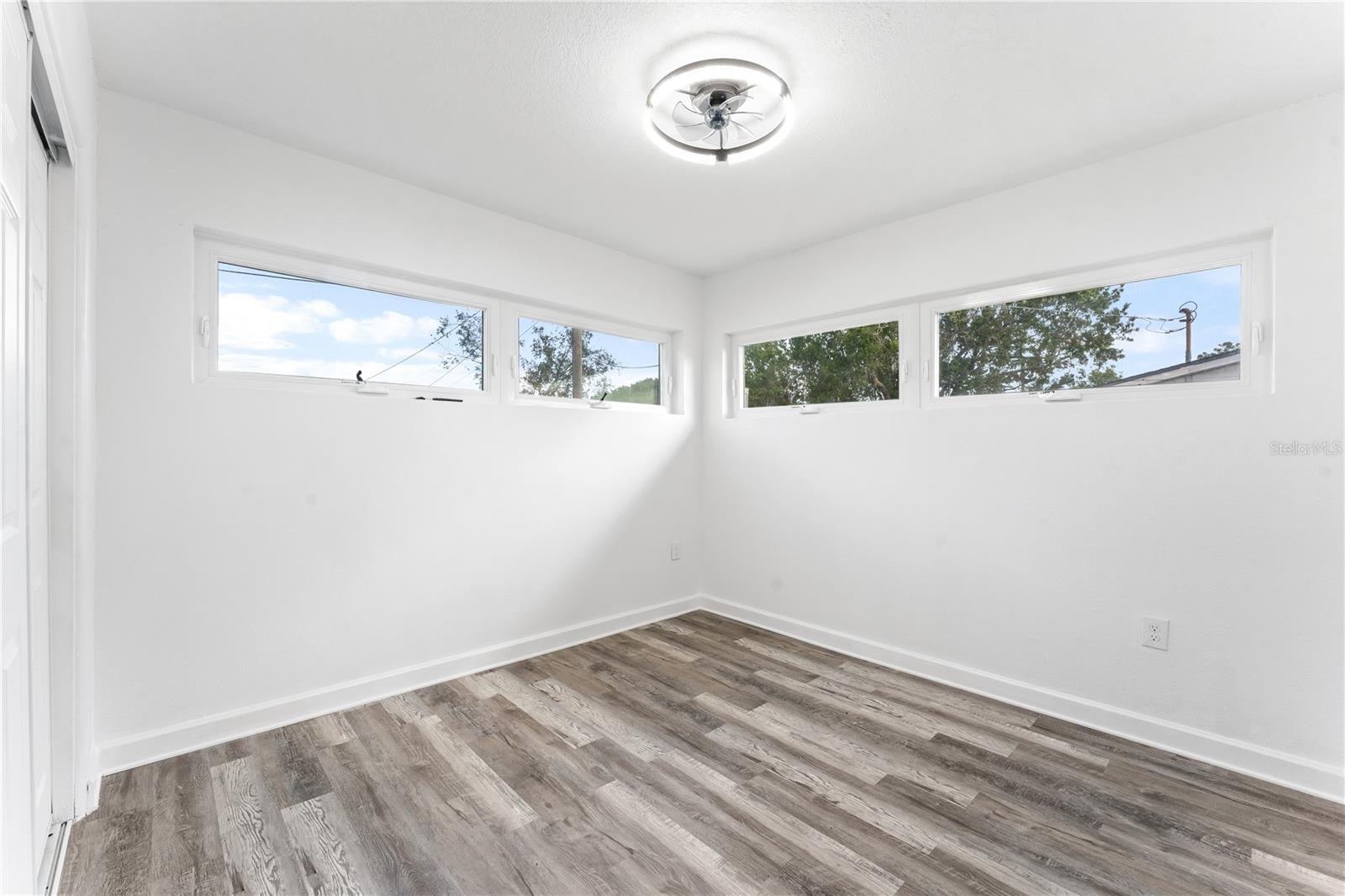 6221 Florida Cir E Property Photo 15