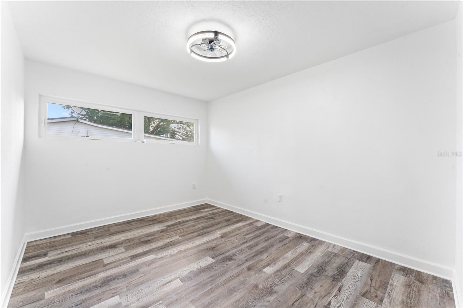 6221 Florida Cir E Property Photo 18