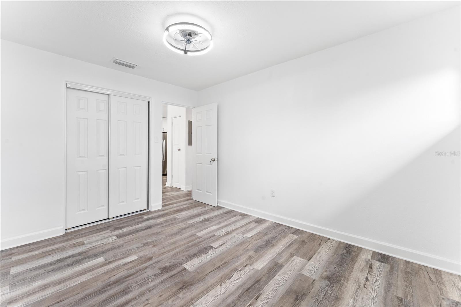 6221 Florida Cir E Property Photo 20