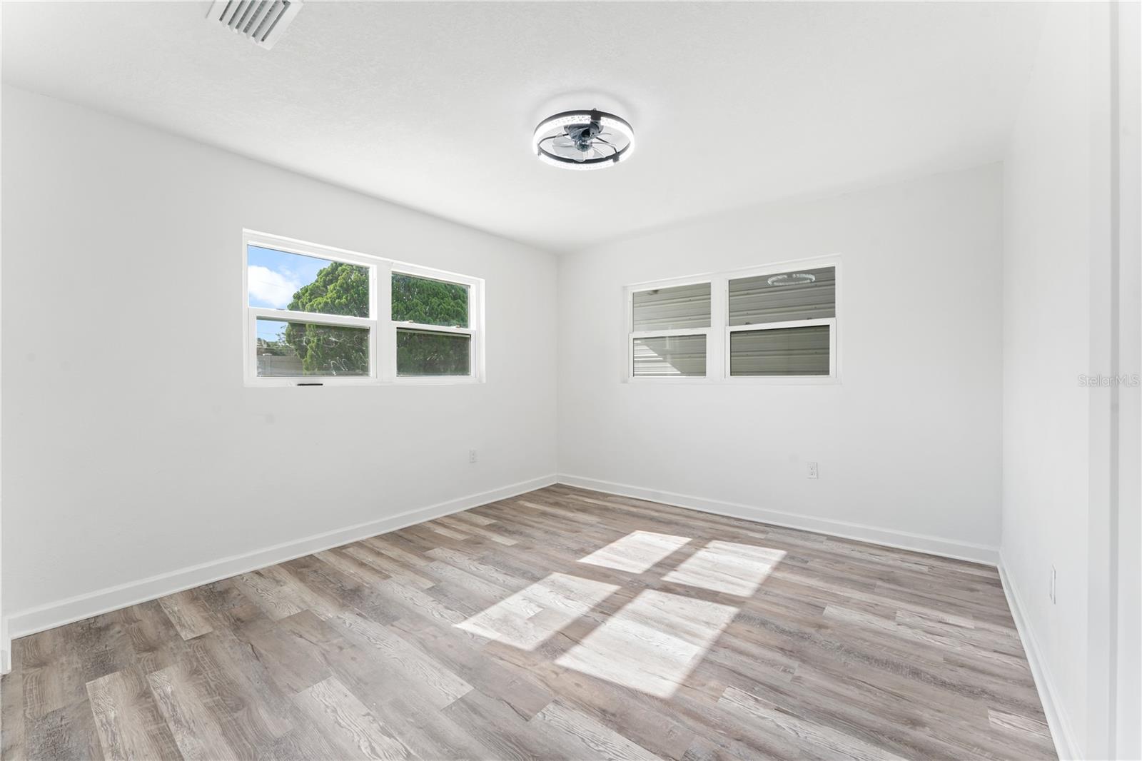 6221 Florida Cir E Property Photo 21