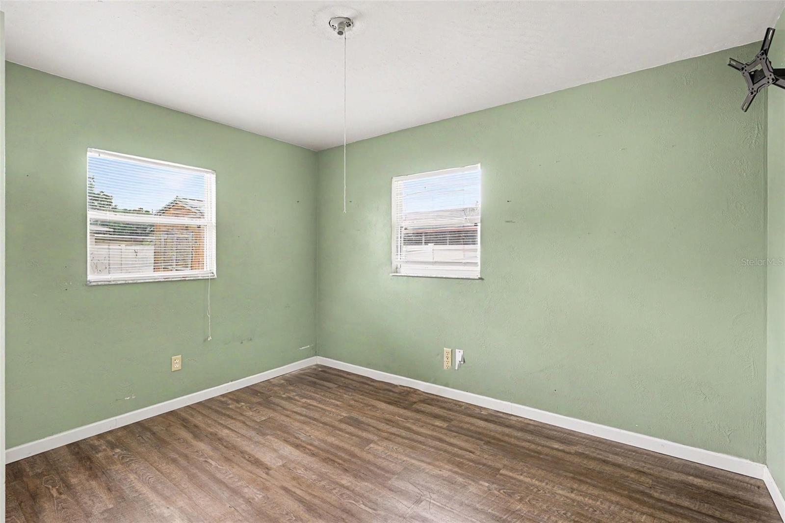 520 S Orange Ave Property Photo 14