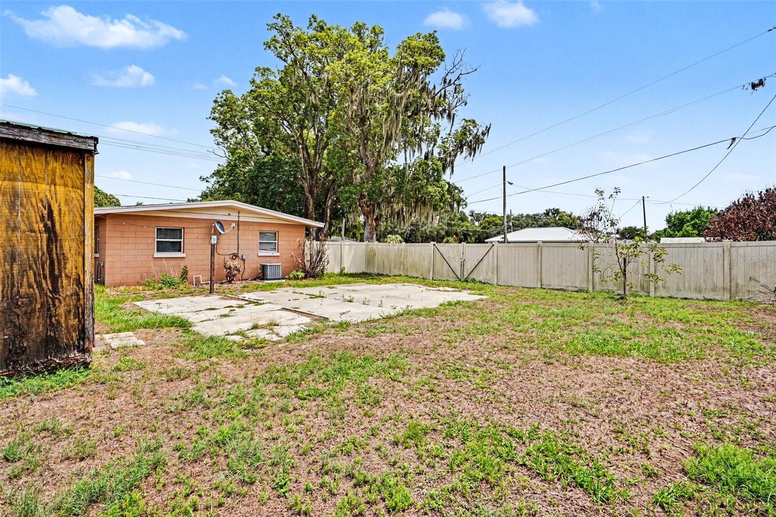 520 S Orange Ave Property Photo 32