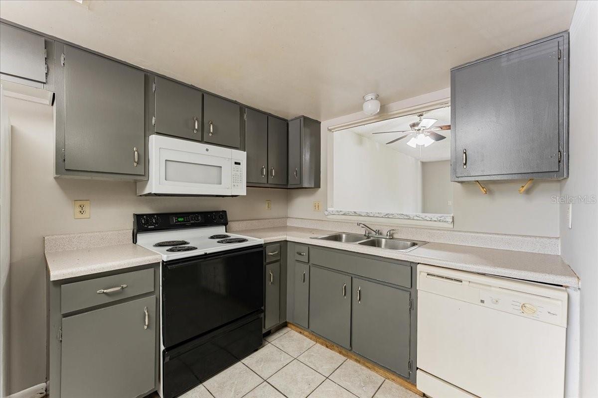 6332 Newtown Cir #32b5 Property Photo 6