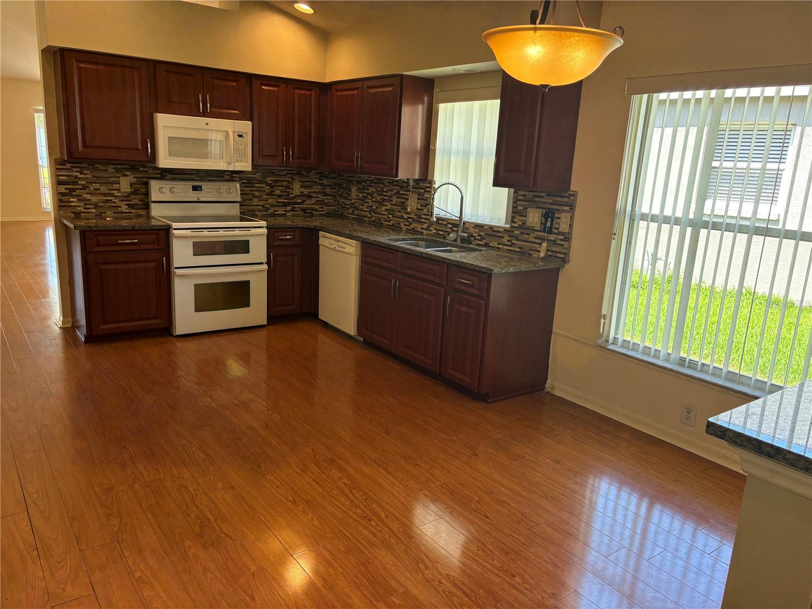 924 Ridge Haven Dr Property Photo 4