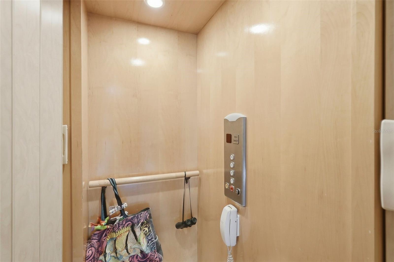 200 Brightwater Dr #10 Property Photo 5