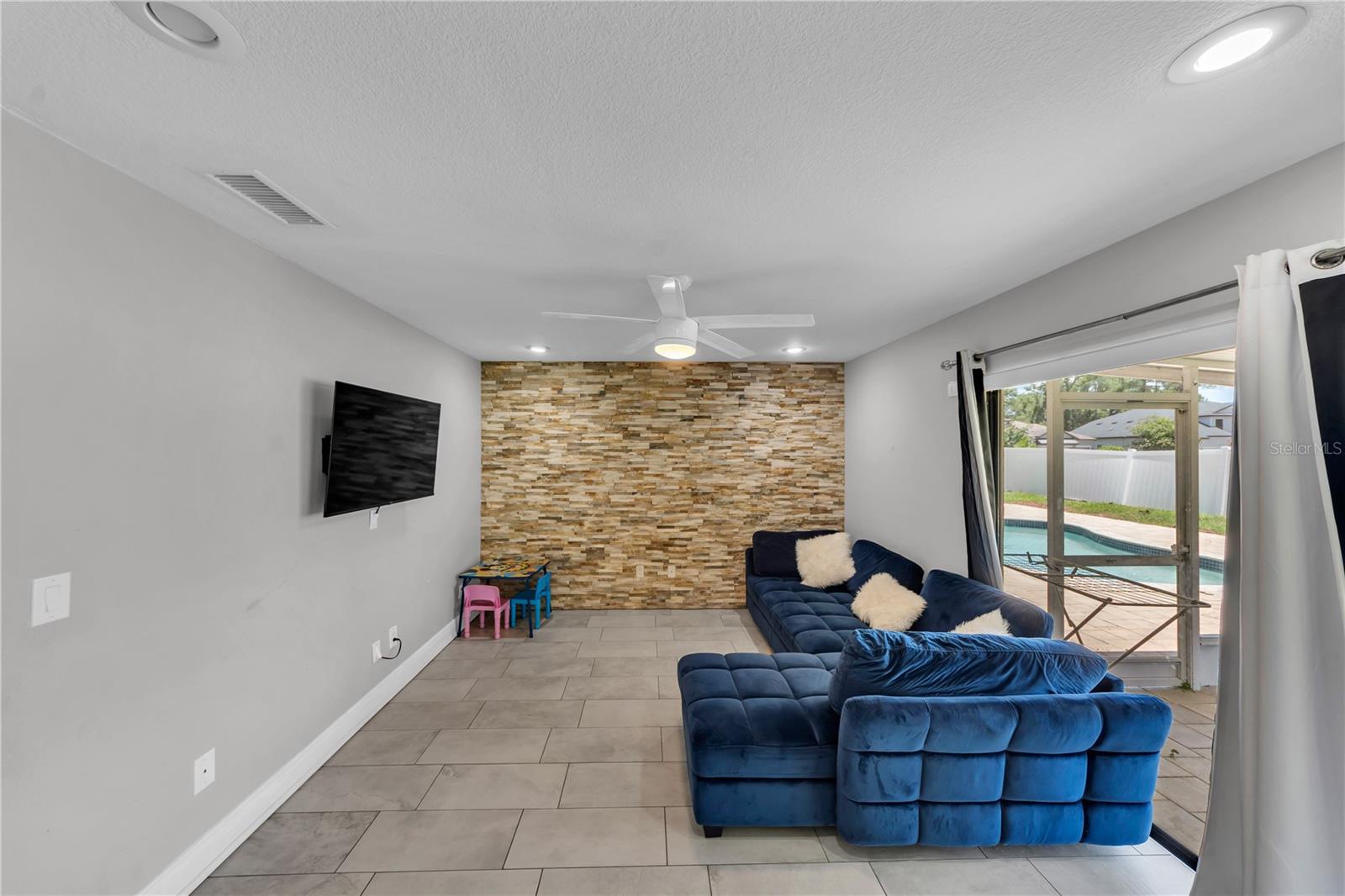 13603 Westshire Dr Property Photo 25