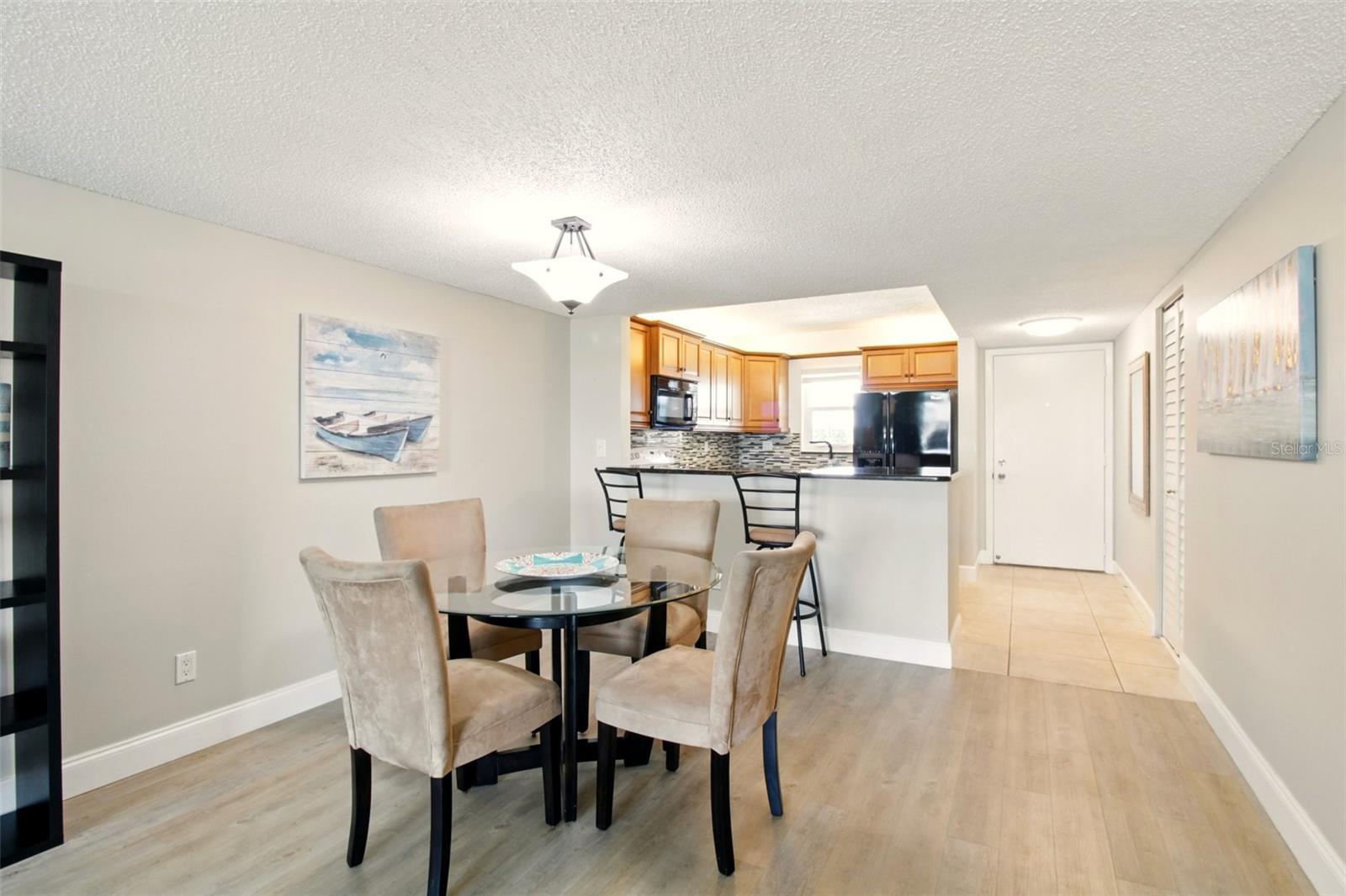 7625 Sun Island Dr S #304 Property Photo 12