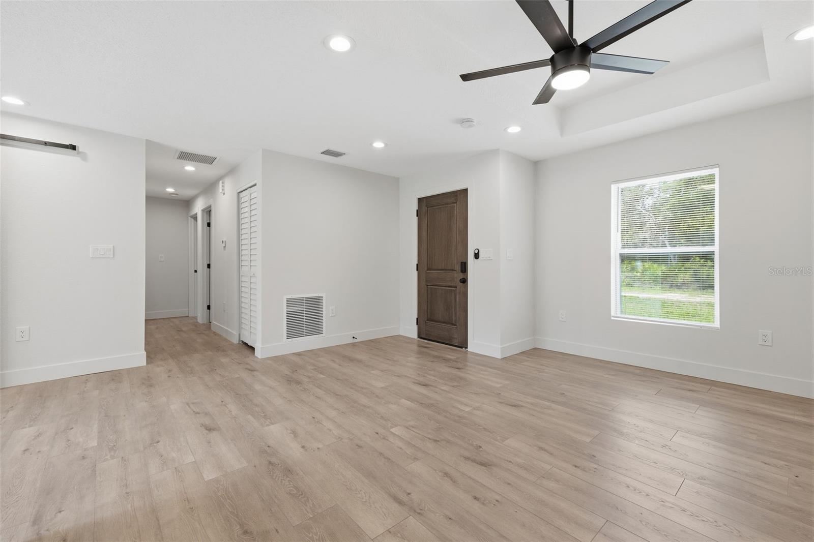 9590 W Tennessee Ln Property Photo 8