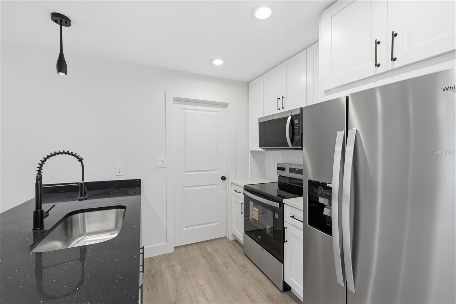 9590 W Tennessee Ln Property Photo 14