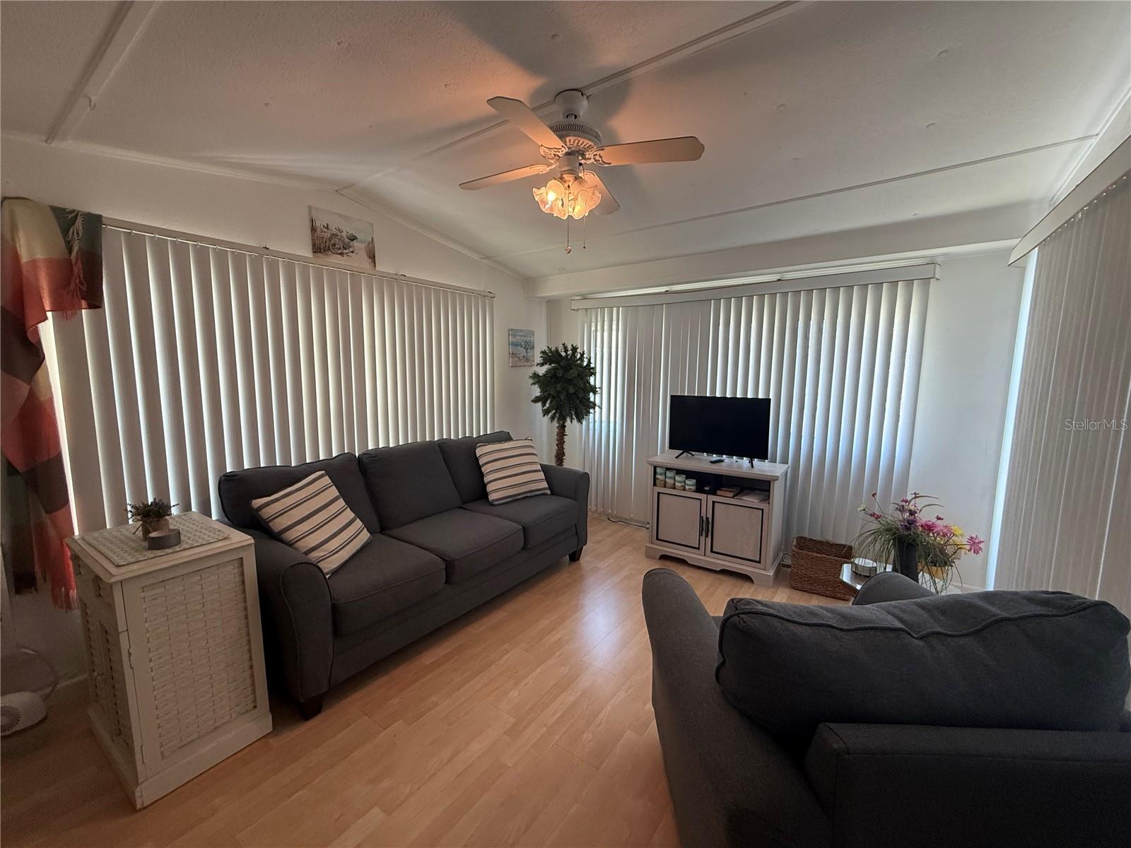 12674 Seminole Blvd #s18 Property Photo 5