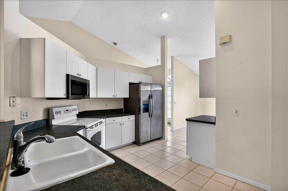 7122 87th Ln E Property Photo 8