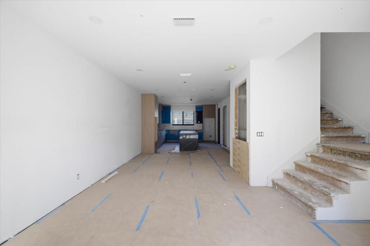 2119 N Ola Ave Property Photo 23