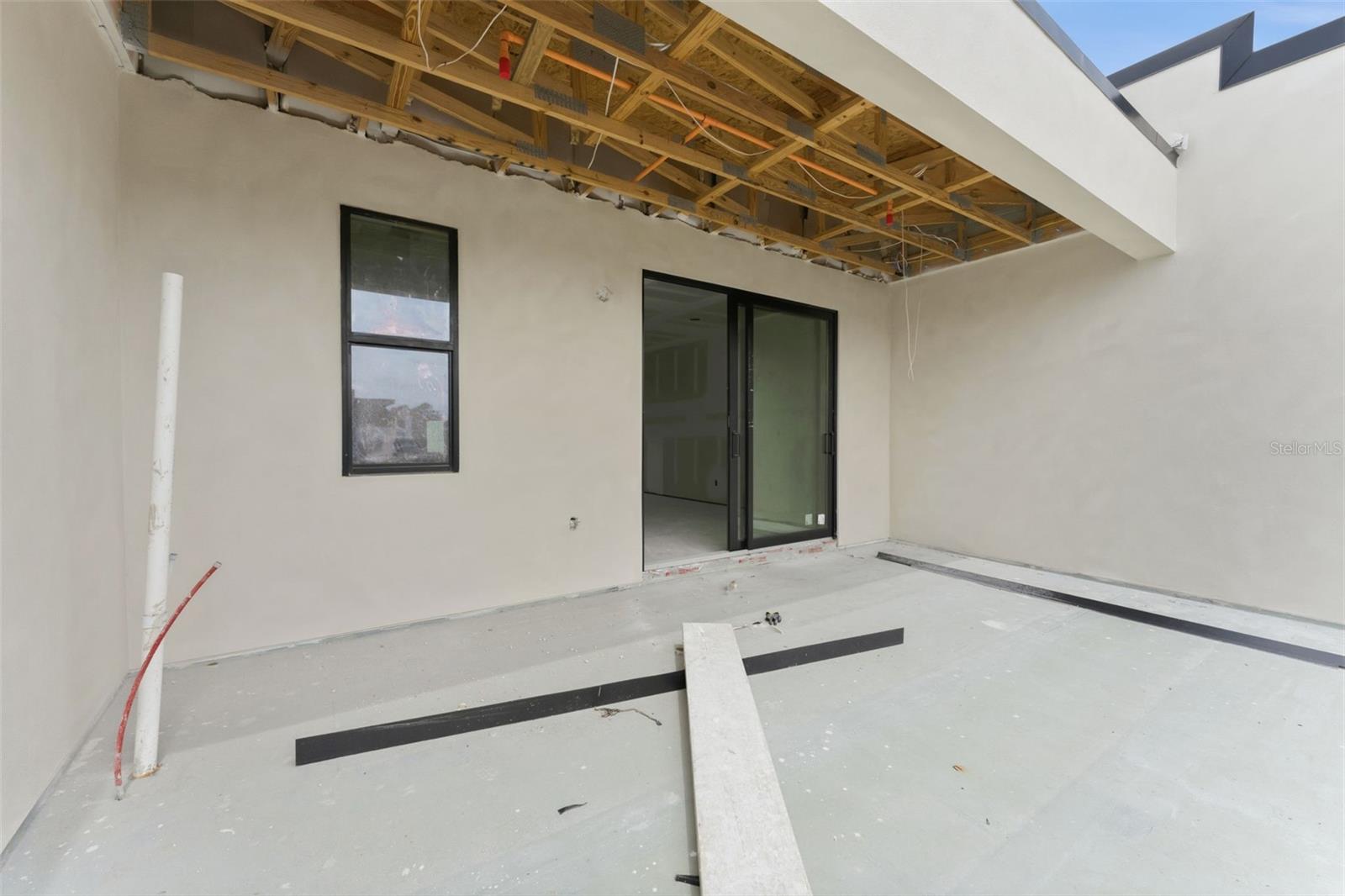 2119 N Ola Ave Property Photo 32