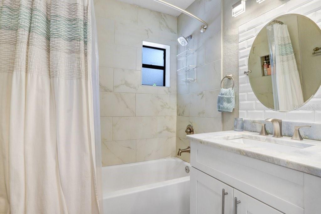4415 W Bay Villa Ave Property Photo 17