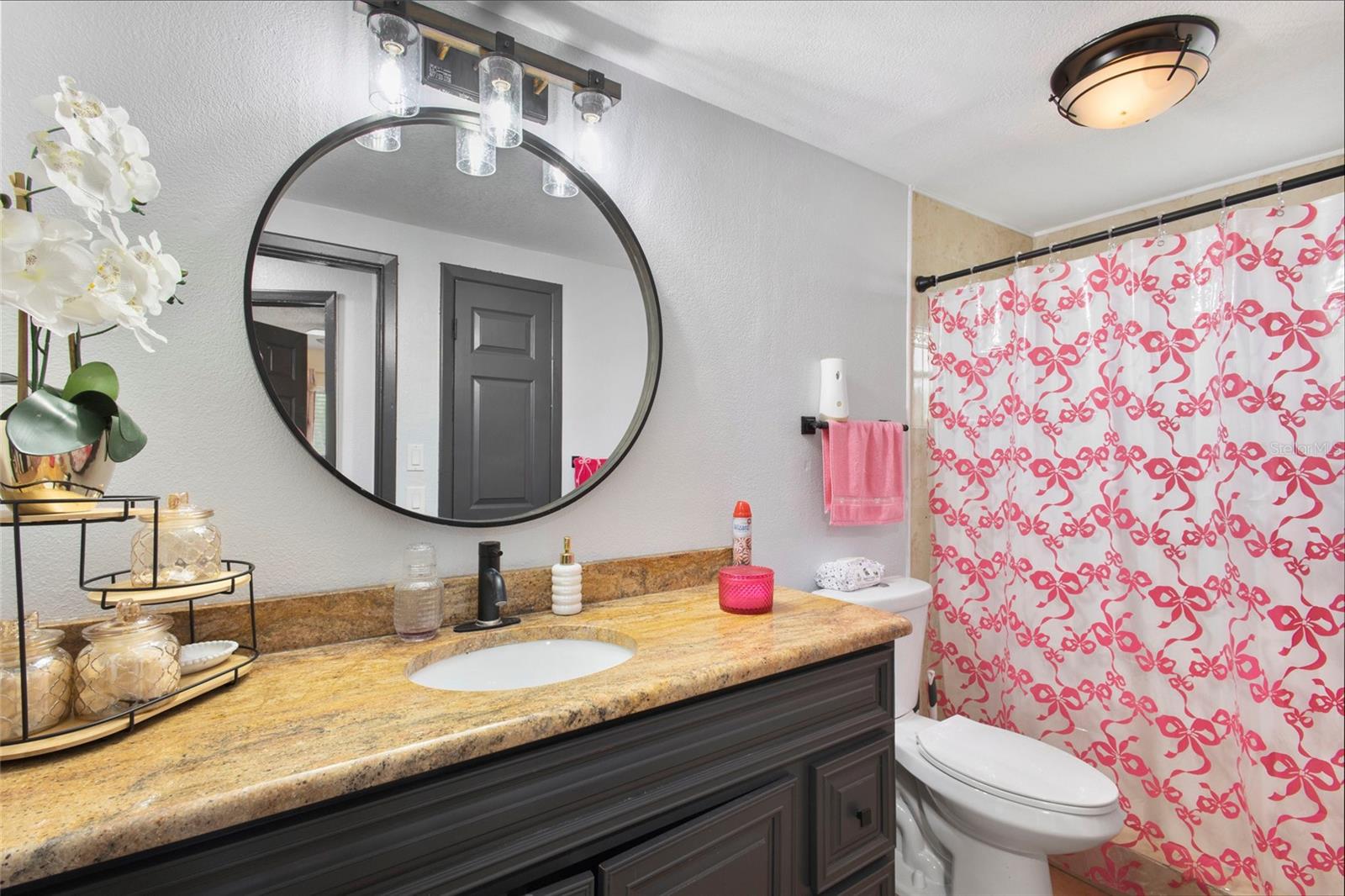 10951 Peppertree Ln Property Photo 34