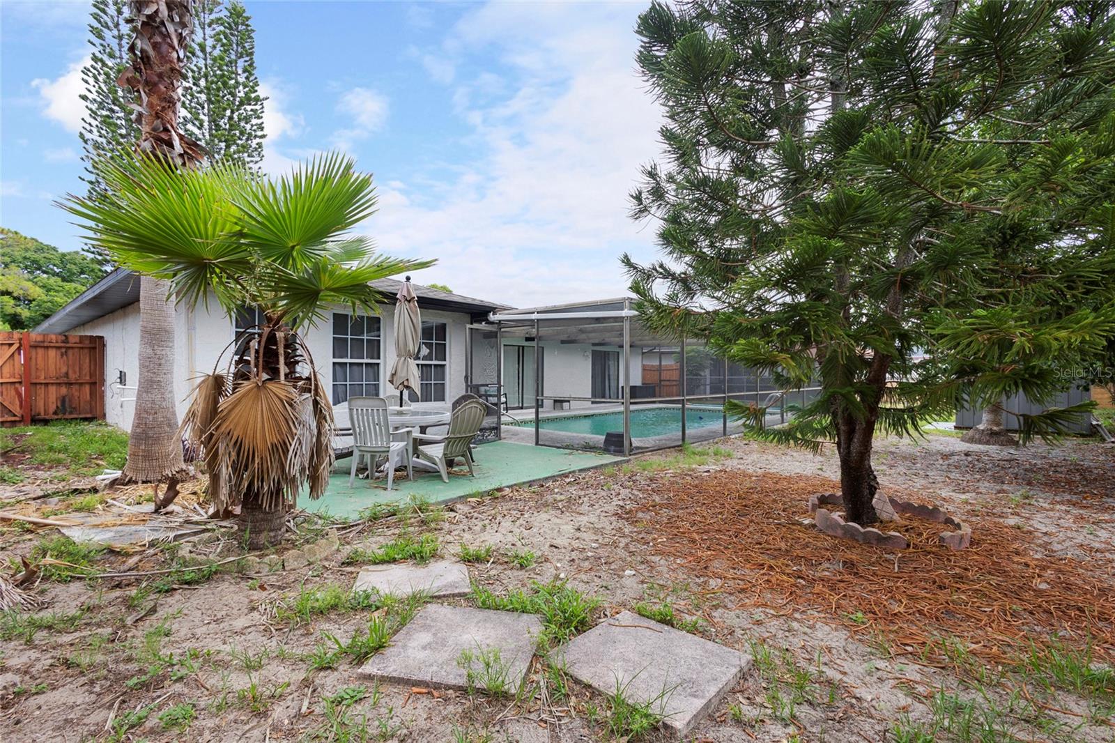 10951 Peppertree Ln Property Photo 36