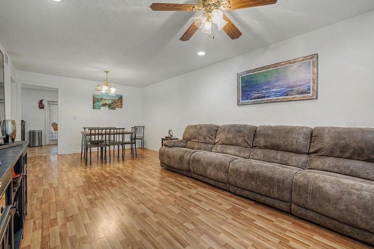 16317 Caliente Pl Property Photo 5