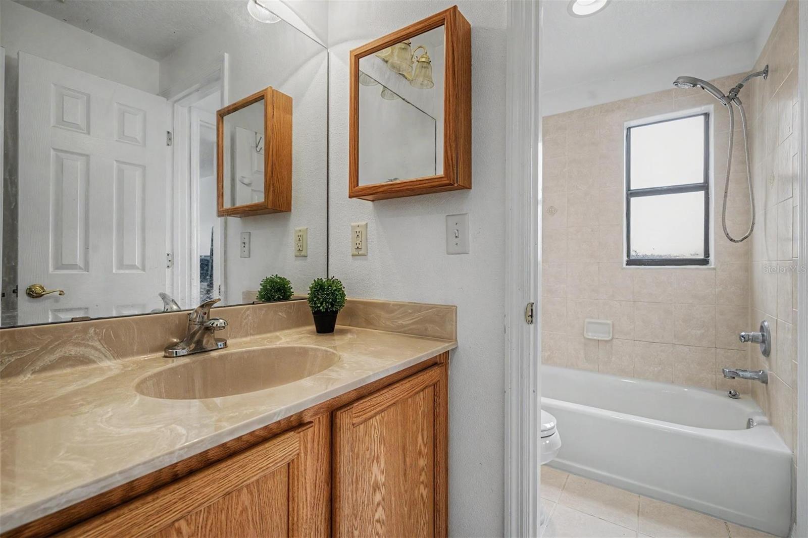 16317 Caliente Pl Property Photo 16