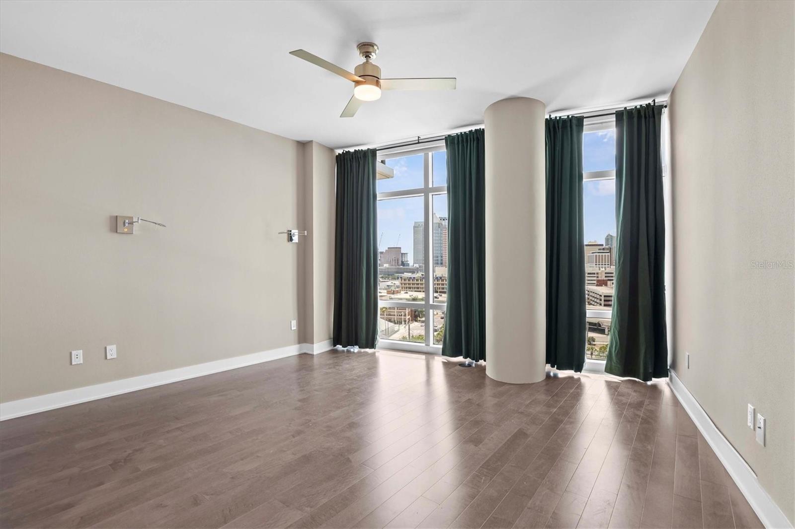 1120 E Kennedy Blvd #1216 Property Photo 11