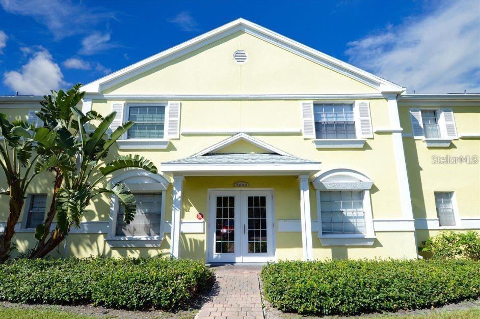 3889 Pompano Dr Se #c Property Photo 4