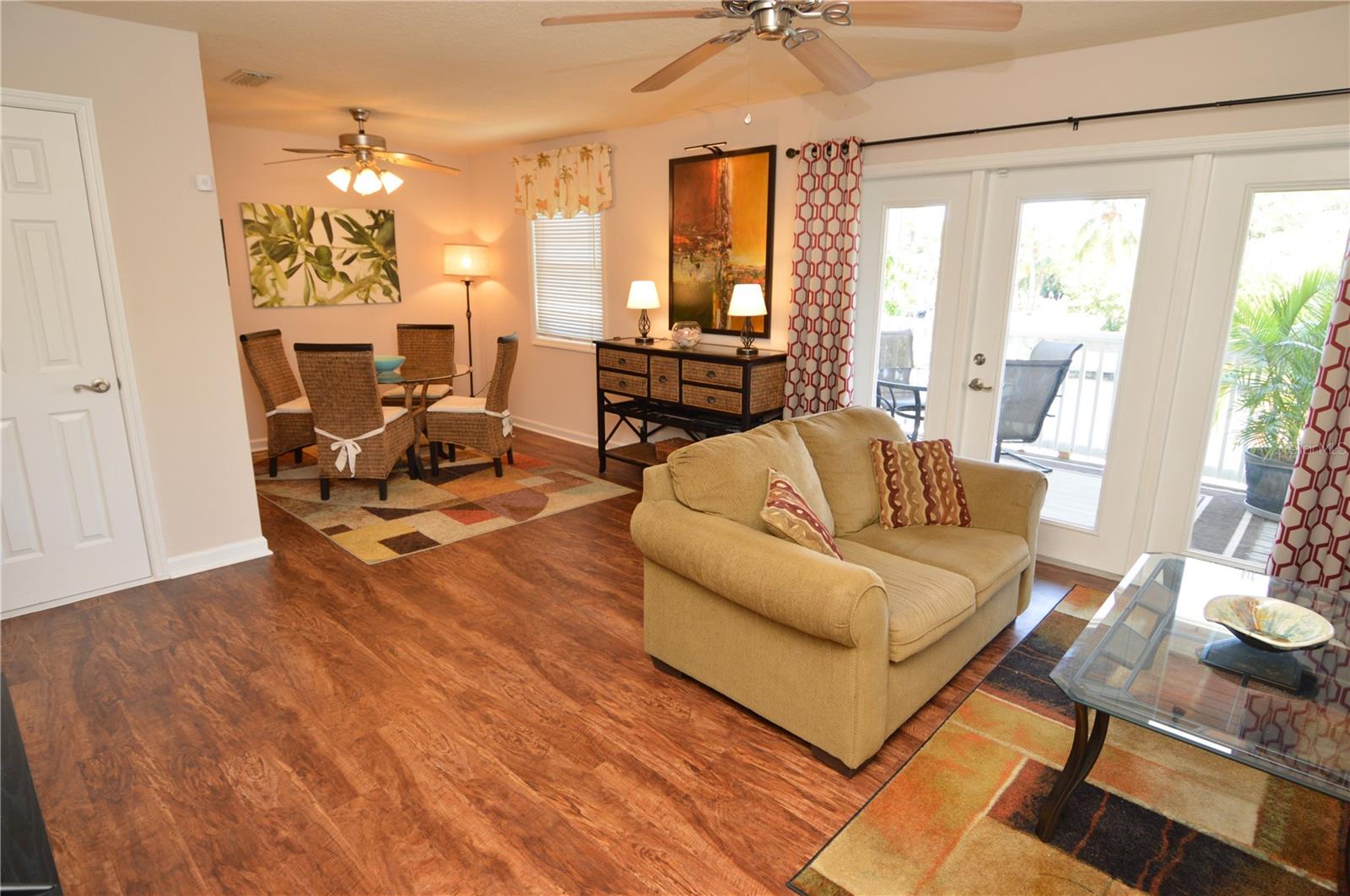 3889 Pompano Dr Se #c Property Photo 6